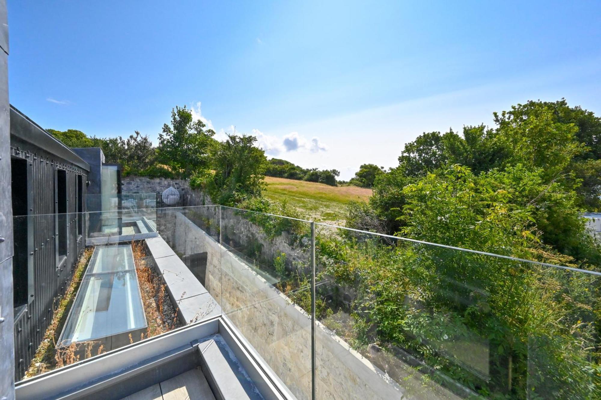1 The Nest - Luxury Modern House Nr Beach & Bars With Sea Views & Free Parking Villa Charlestown  Exterior photo